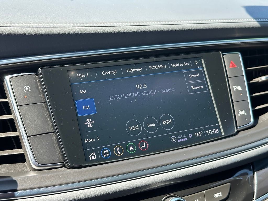 2023 Buick Enclave Essence