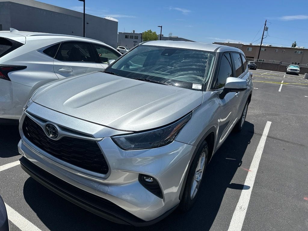 2023 Toyota Highlander LE