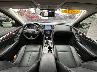 2015 INFINITI Q50 Premium