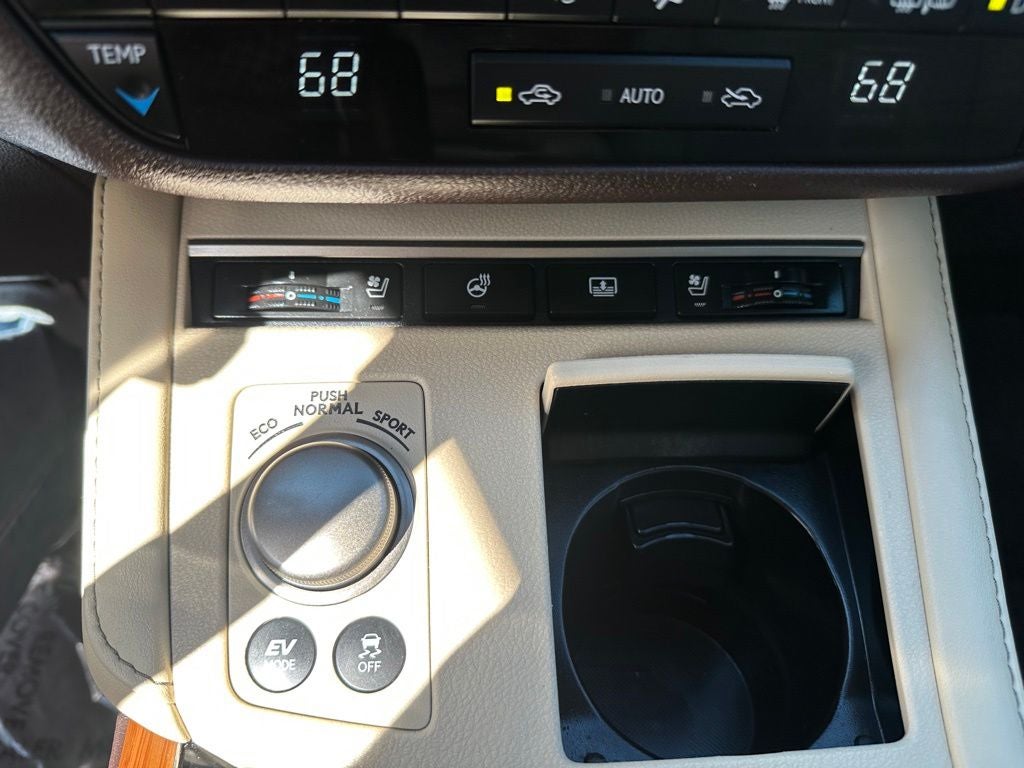 2018 Lexus ES 300h