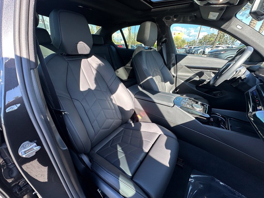 2024 BMW 5 Series 530i