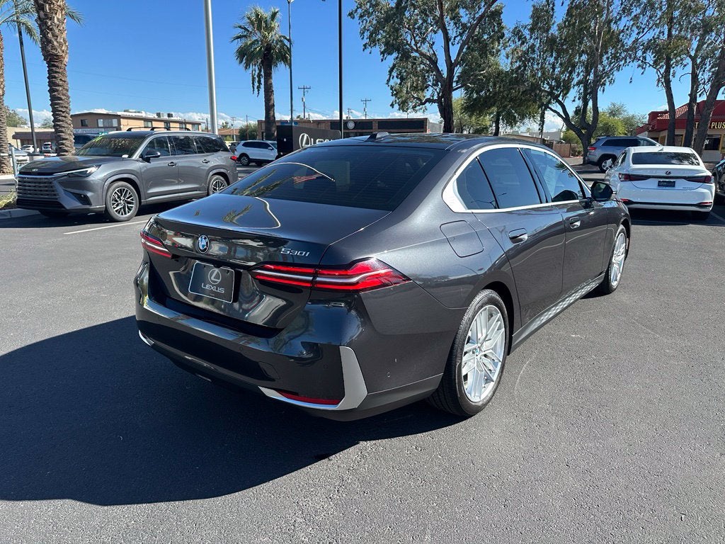 2024 BMW 5 Series 530i