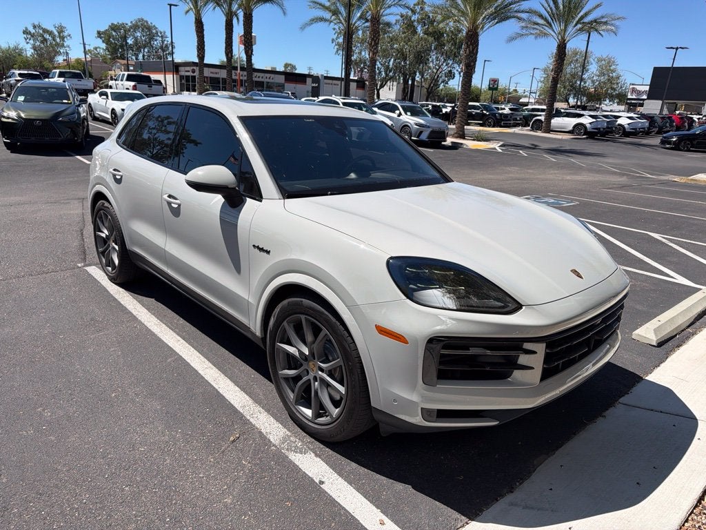 2024 Porsche Cayenne E-Hybrid Base