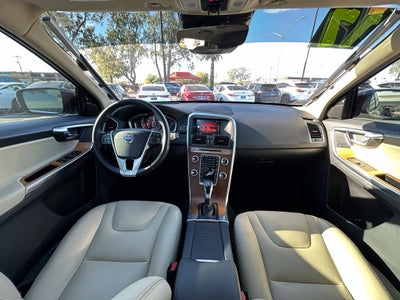2017 Volvo XC60 T5 Inscription