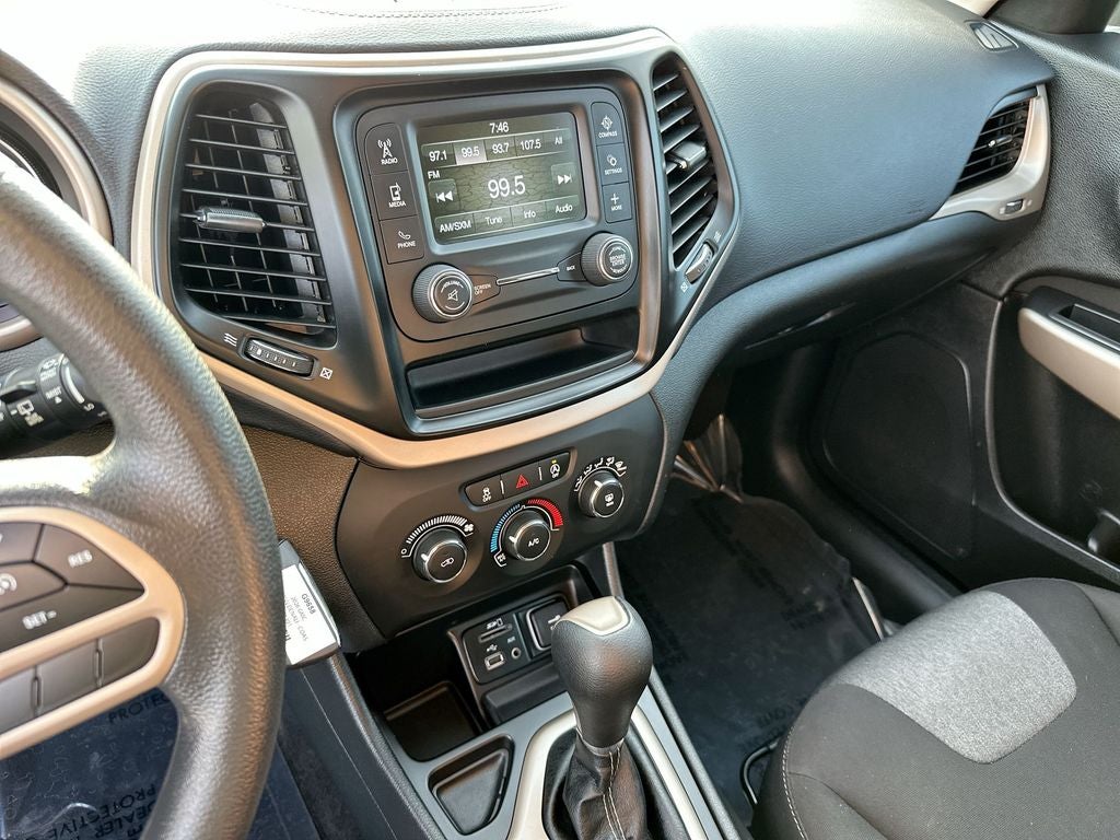 2018 Jeep Cherokee Latitude