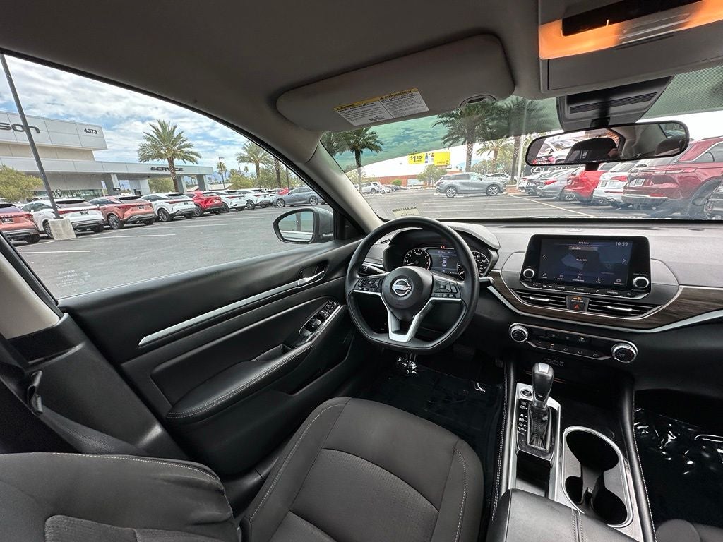 2023 Nissan Altima 2.5 SV