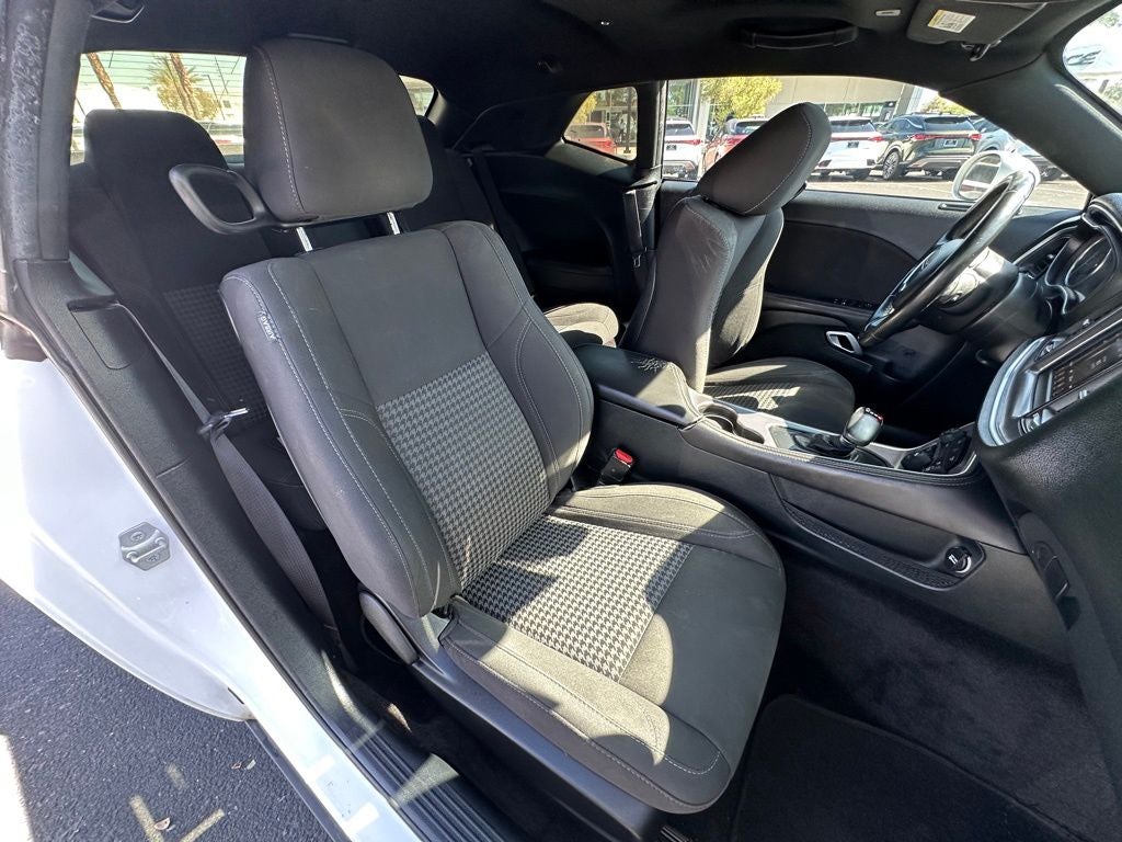 2018 Dodge Challenger SXT