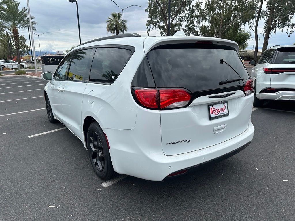 2018 Chrysler Pacifica Touring L