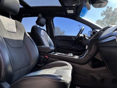 2019 Ford Edge ST