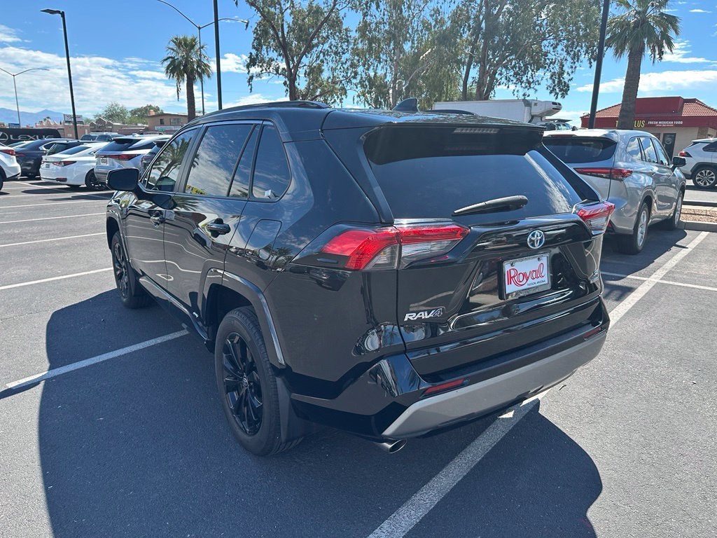 2024 Toyota RAV4 Hybrid SE