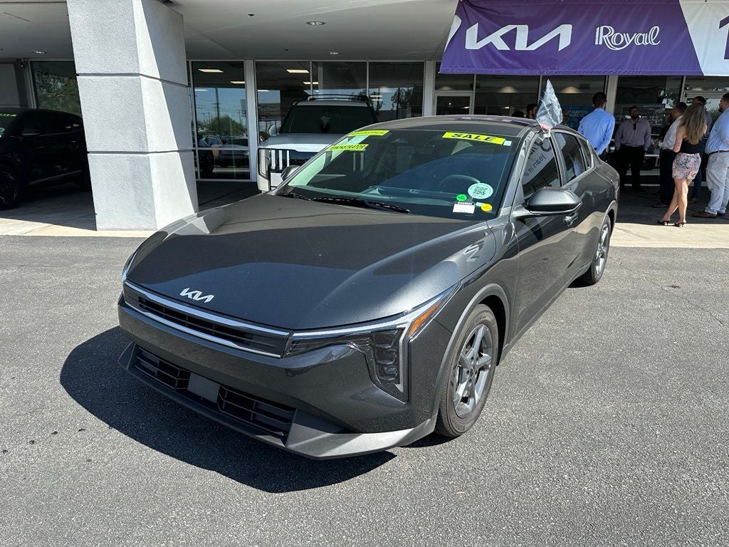 2026 Kia K4 LXS