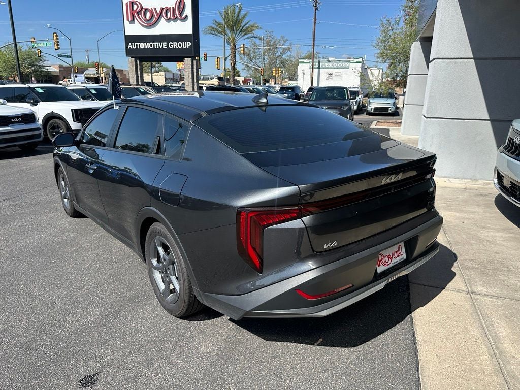 2026 Kia K4 LXS