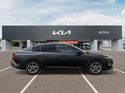 2026 Kia K4 LXS