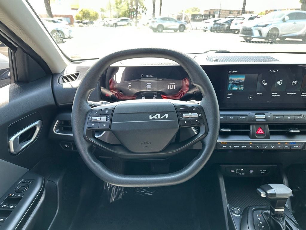 2025 Kia K4 LX