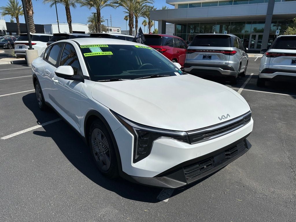 2025 Kia K4 LX