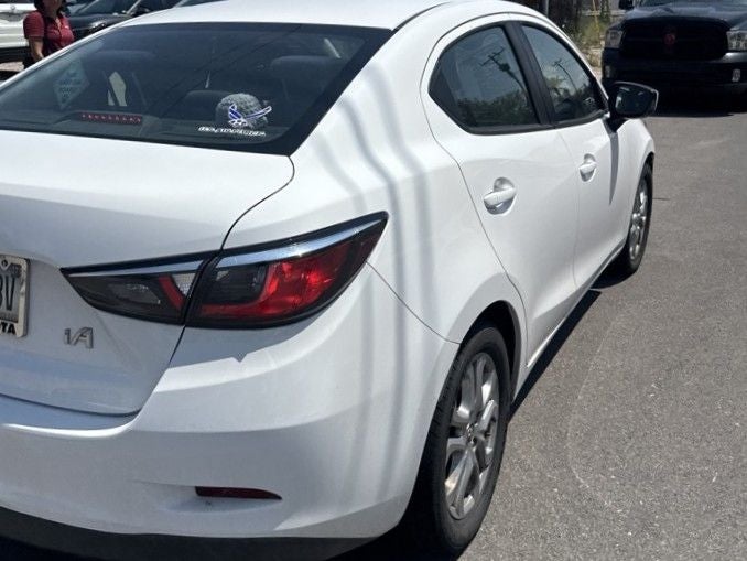 2017 Toyota Yaris iA Base