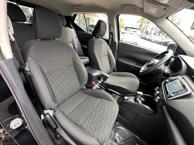 2021 Nissan Kicks S