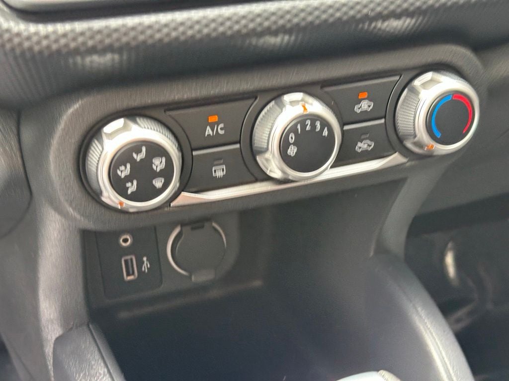 2021 Nissan Kicks S