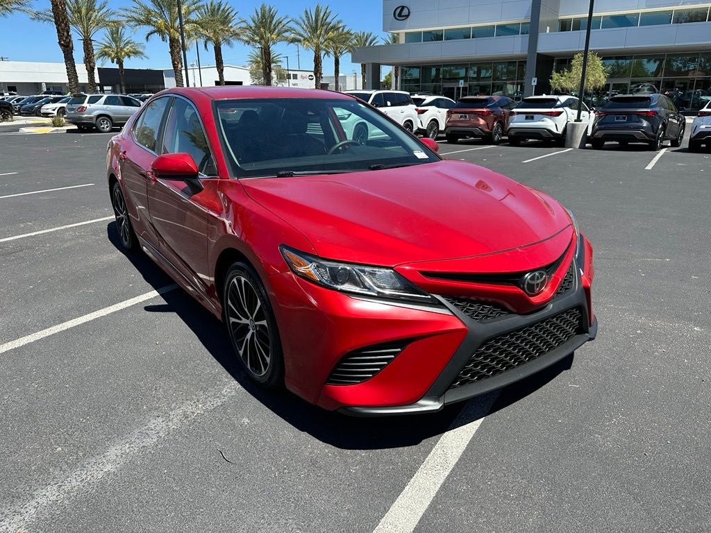 2019 Toyota Camry SE