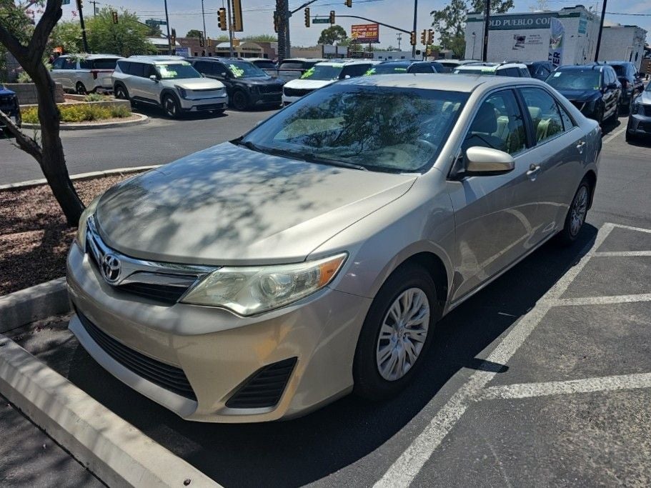 2014 Toyota Camry LE 2014.5