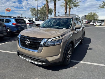 2024 Nissan Pathfinder Platinum