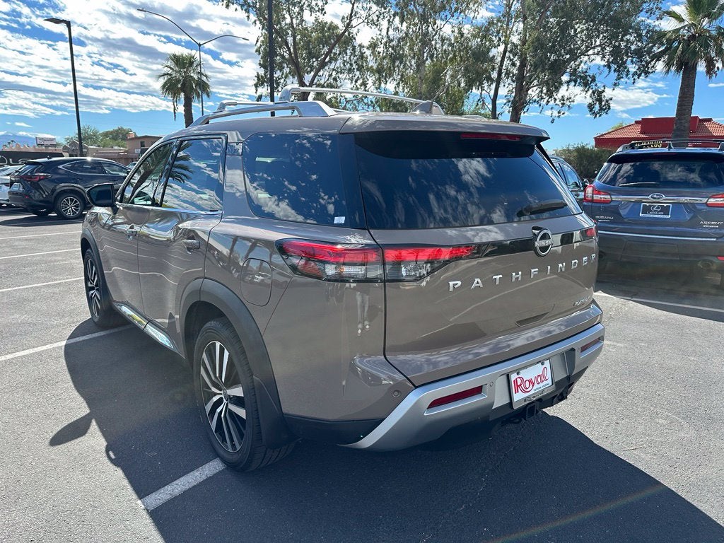 2024 Nissan Pathfinder Platinum