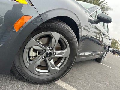 2023 Kia K5 LXS