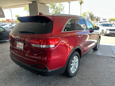 2018 Kia Sorento LX