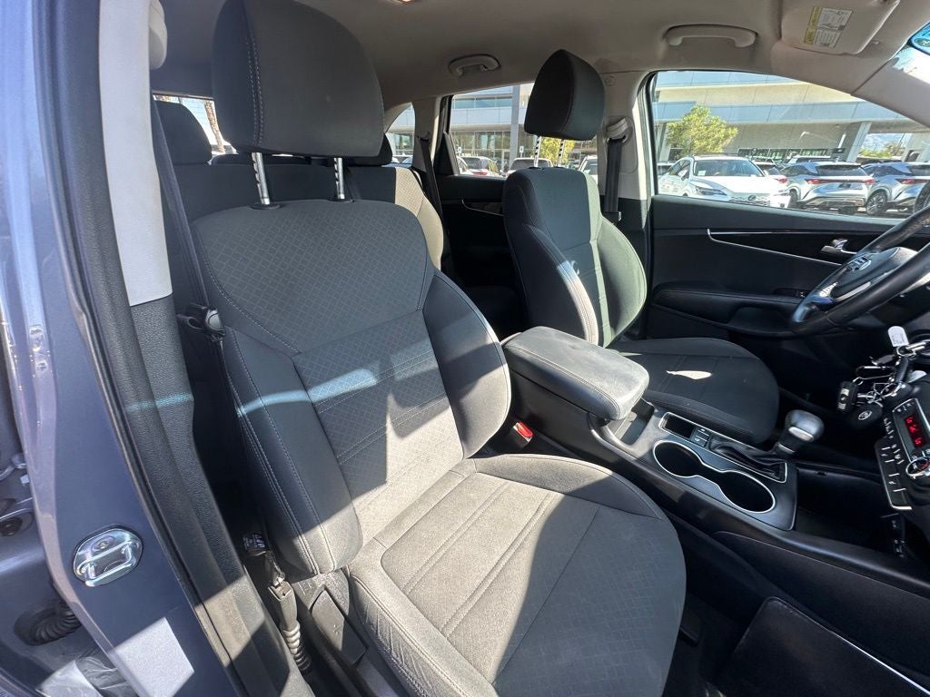 2020 Kia Sorento LX