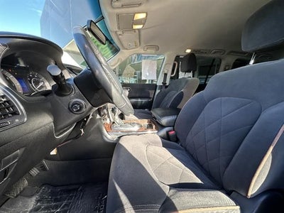 2017 Nissan Armada SV