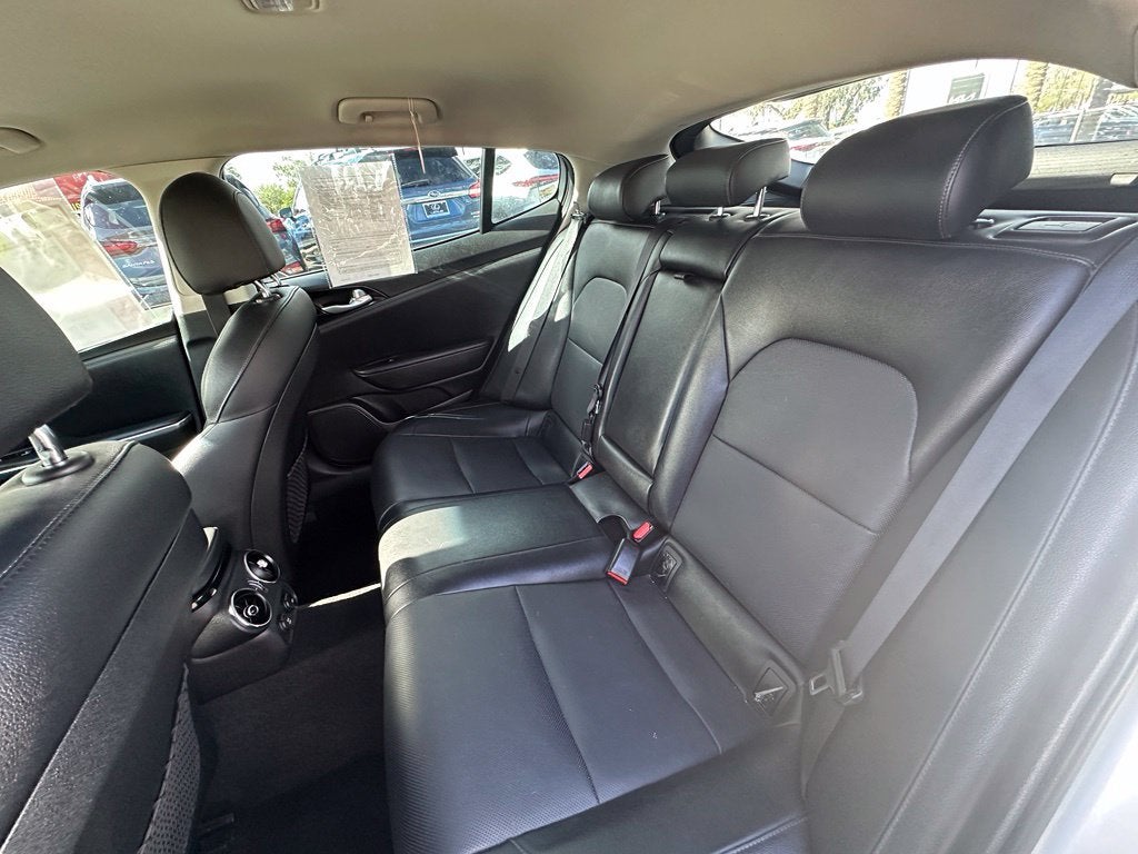 2018 Kia Stinger Base