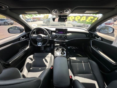 2023 Kia Stinger GT-Line