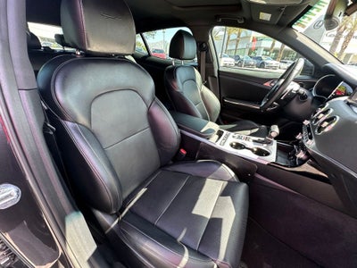 2022 Kia Stinger GT1