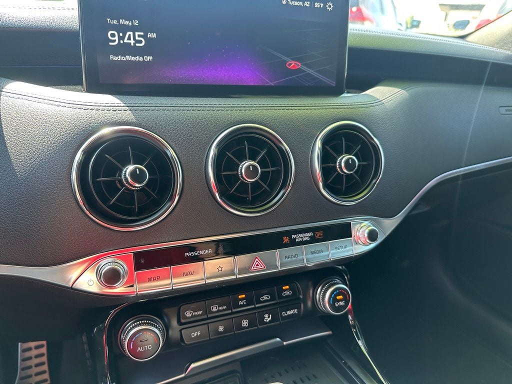 2022 Kia Stinger GT1