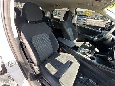 2026 Kia K5 LXS