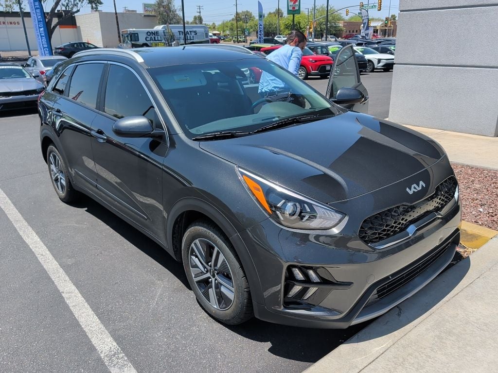 2022 Kia Niro Plug-In Hybrid LXS
