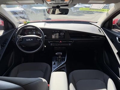 2025 Kia Niro LX