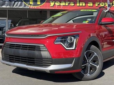 2025 Kia Niro LX