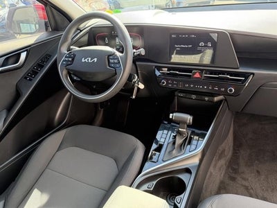 2025 Kia Niro LX