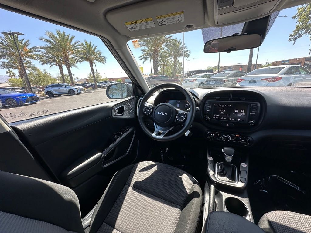 2024 Kia Soul LX