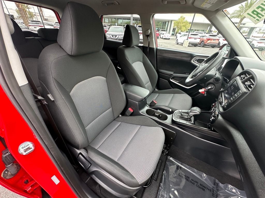 2025 Kia Soul LX