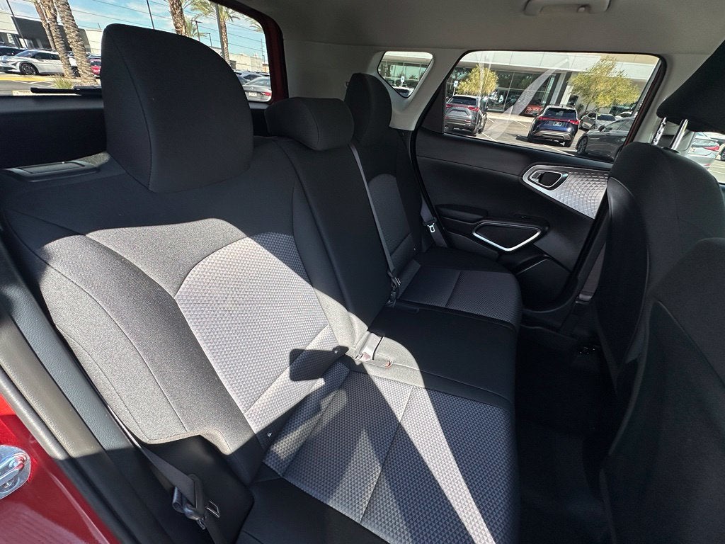 2024 Kia Soul LX