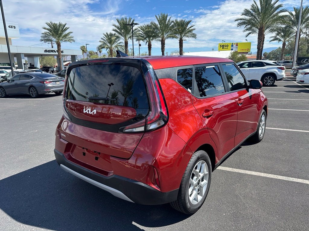 2024 Kia Soul LX