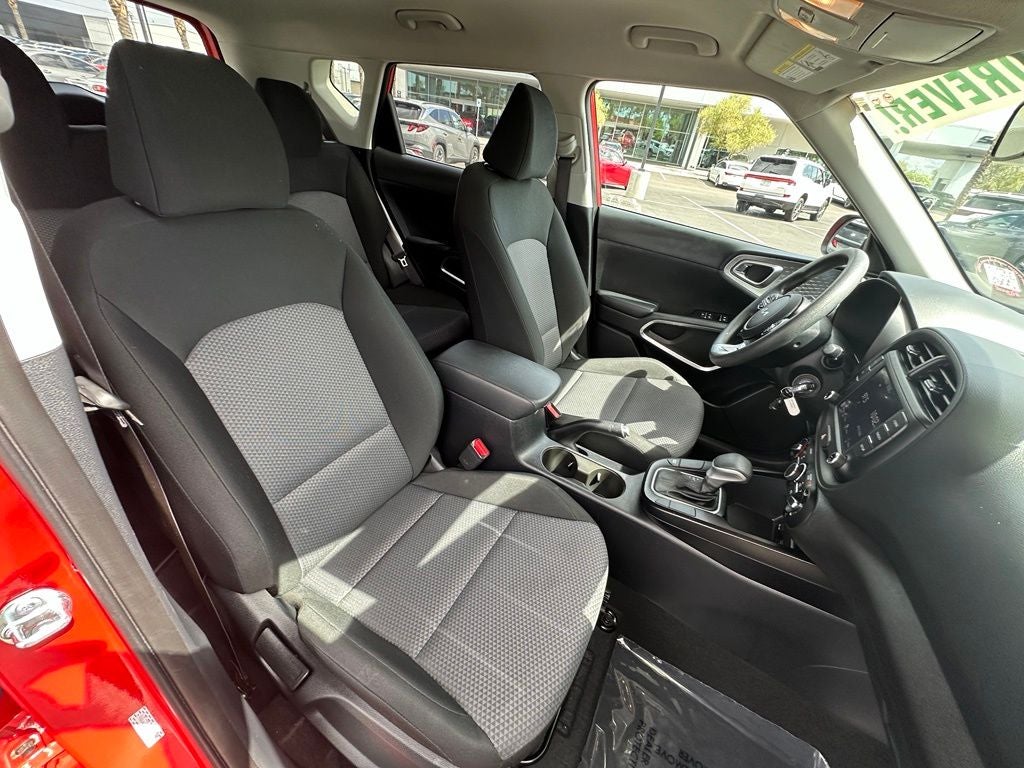 2025 Kia Soul LX