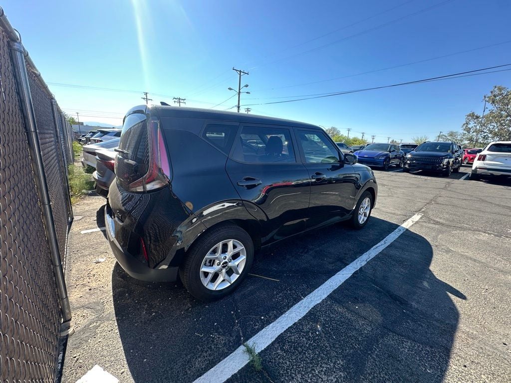 2025 Kia Soul LX