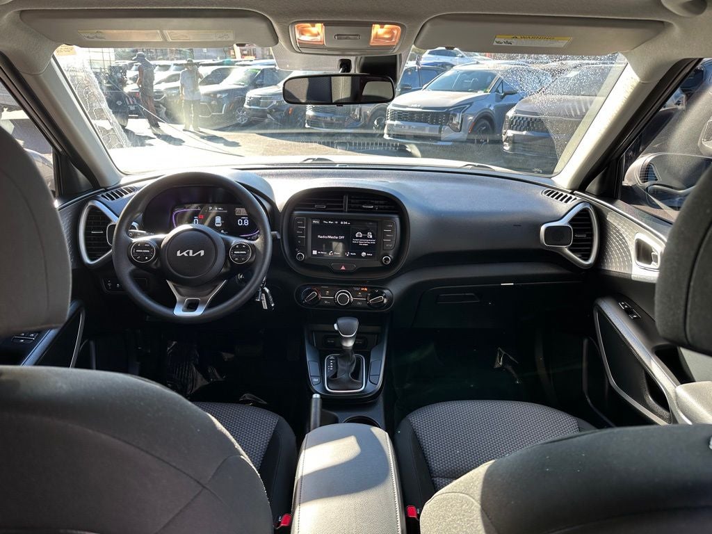 2025 Kia Soul LX