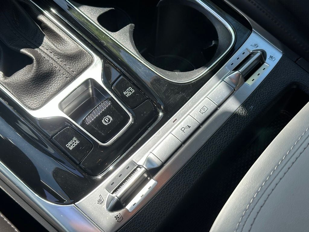 2024 Kia Carnival SX