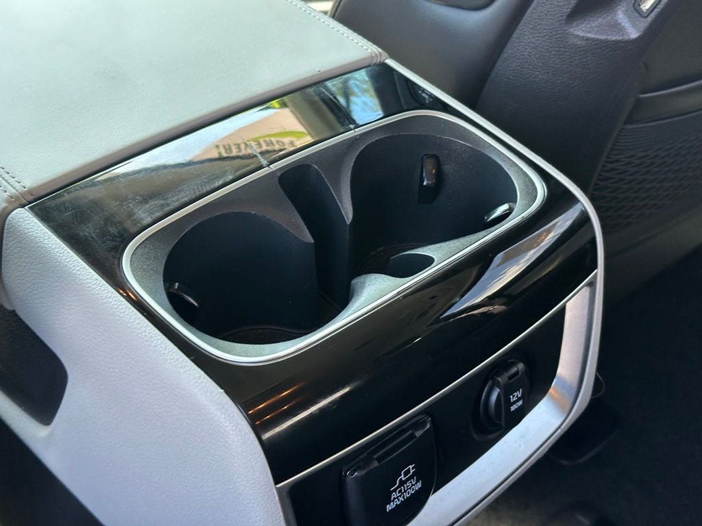 2024 Kia Carnival SX