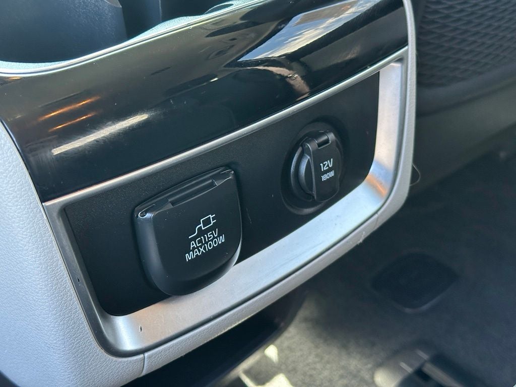 2024 Kia Carnival SX