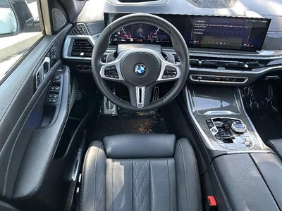 2026 BMW X7 M60i